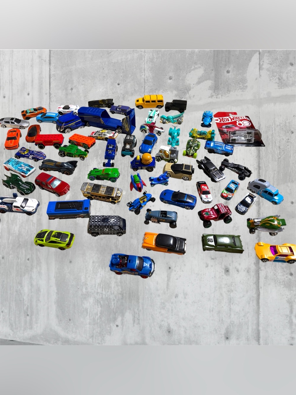 Hot Wheels/Matchbox Assorted Kids Toy Vehicles